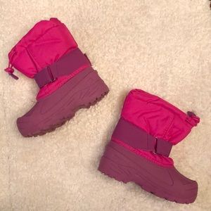 Thermolite snow boots